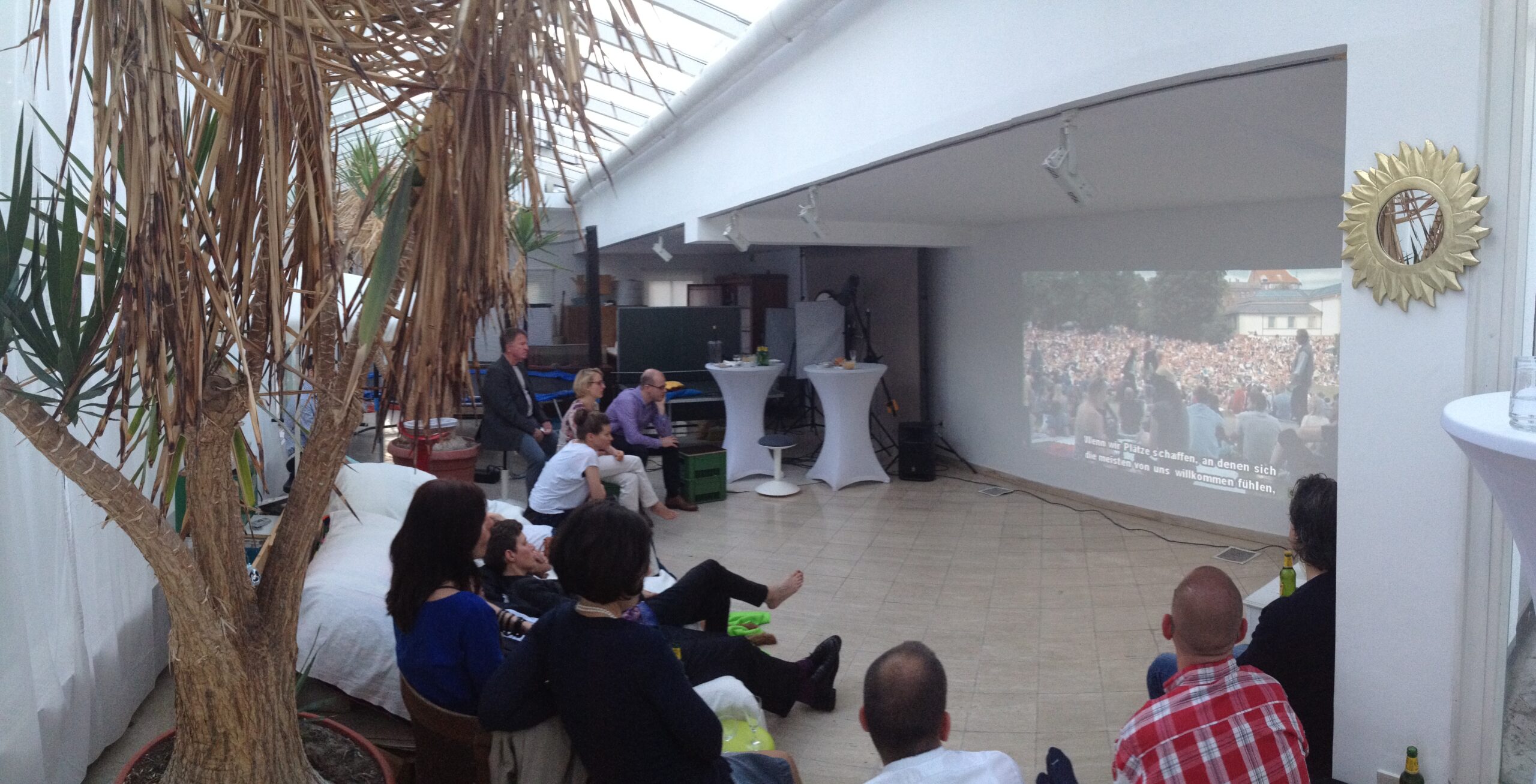 Hofkino im Wintergarten